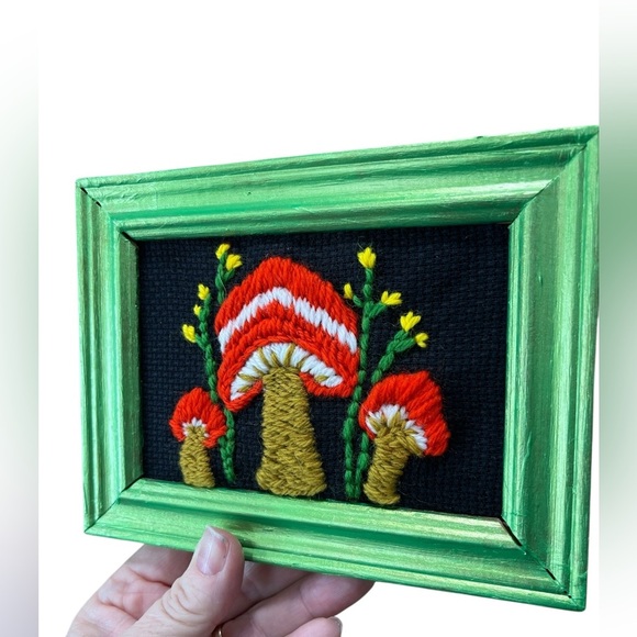 Framed Cactus and Mushroom crewel Embroidery Art repurposed frame - Picture 4 of 10